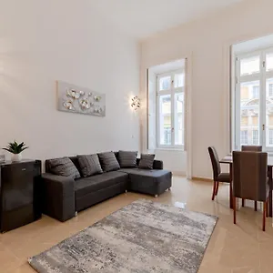 La Fortezza Panzio Budapest
