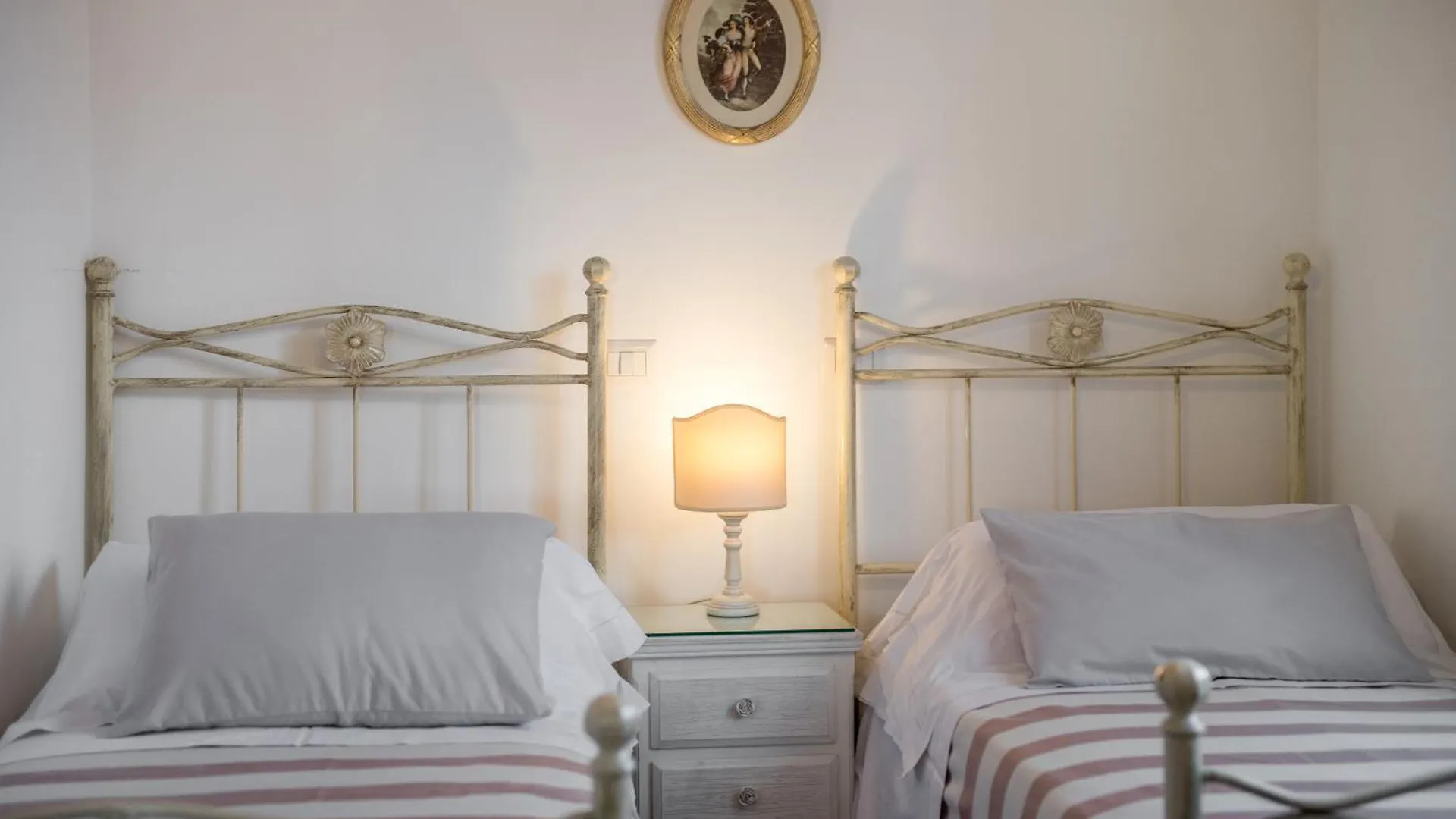 Mulino Di Quercegrossa Villa Italy